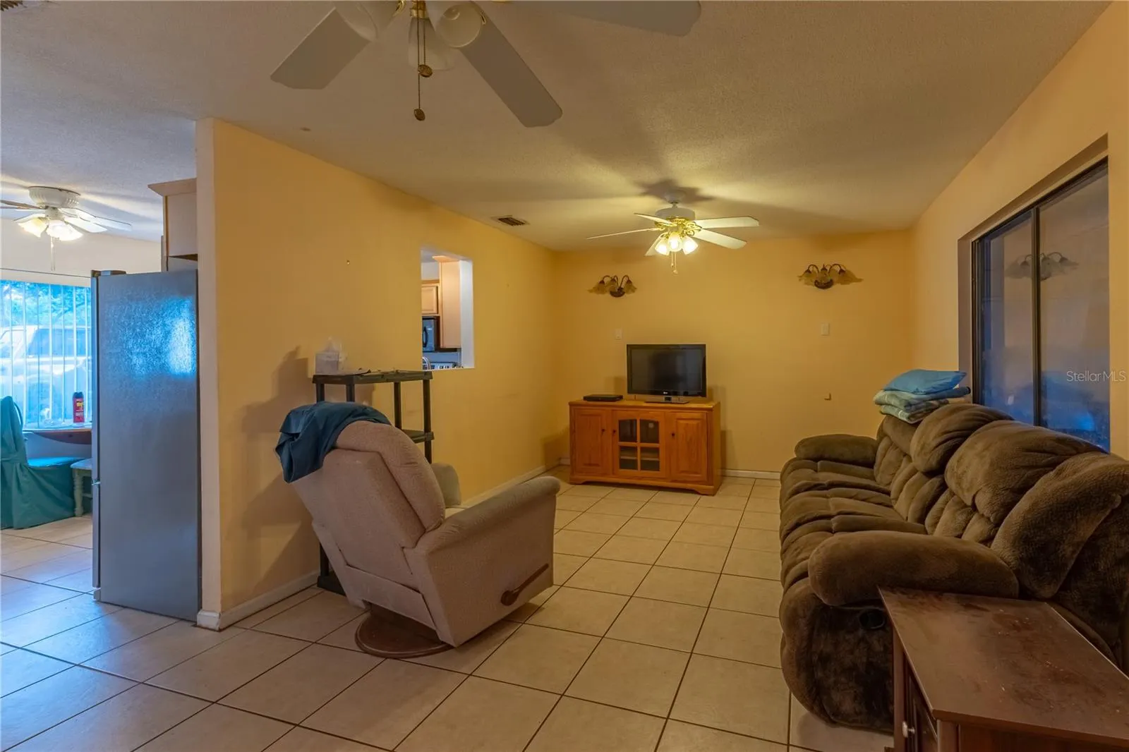 9349 EDISON RD