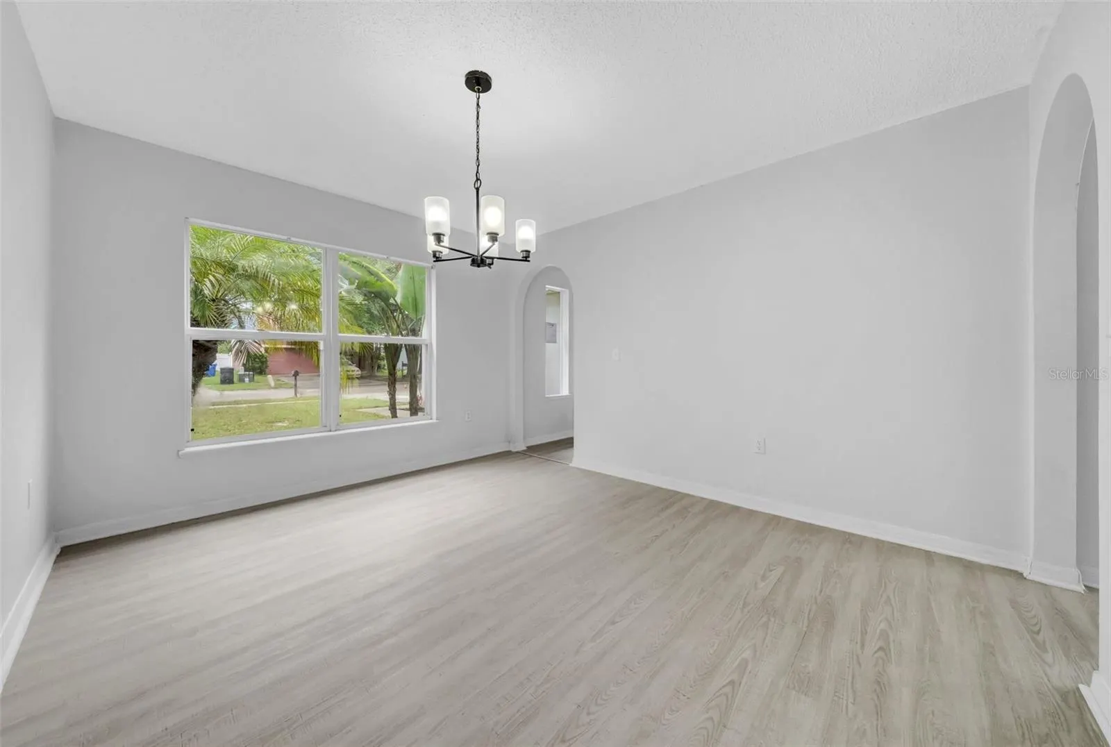 10337 RIVER BREAM DR