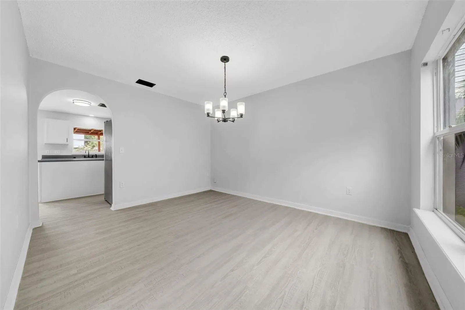 10337 RIVER BREAM DR