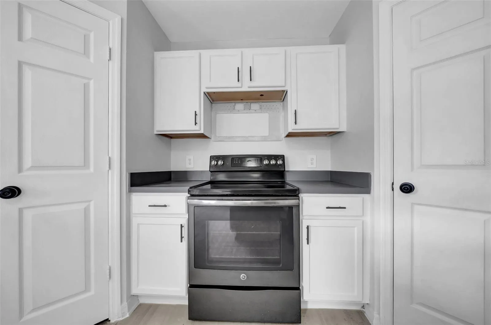 10337 RIVER BREAM DR