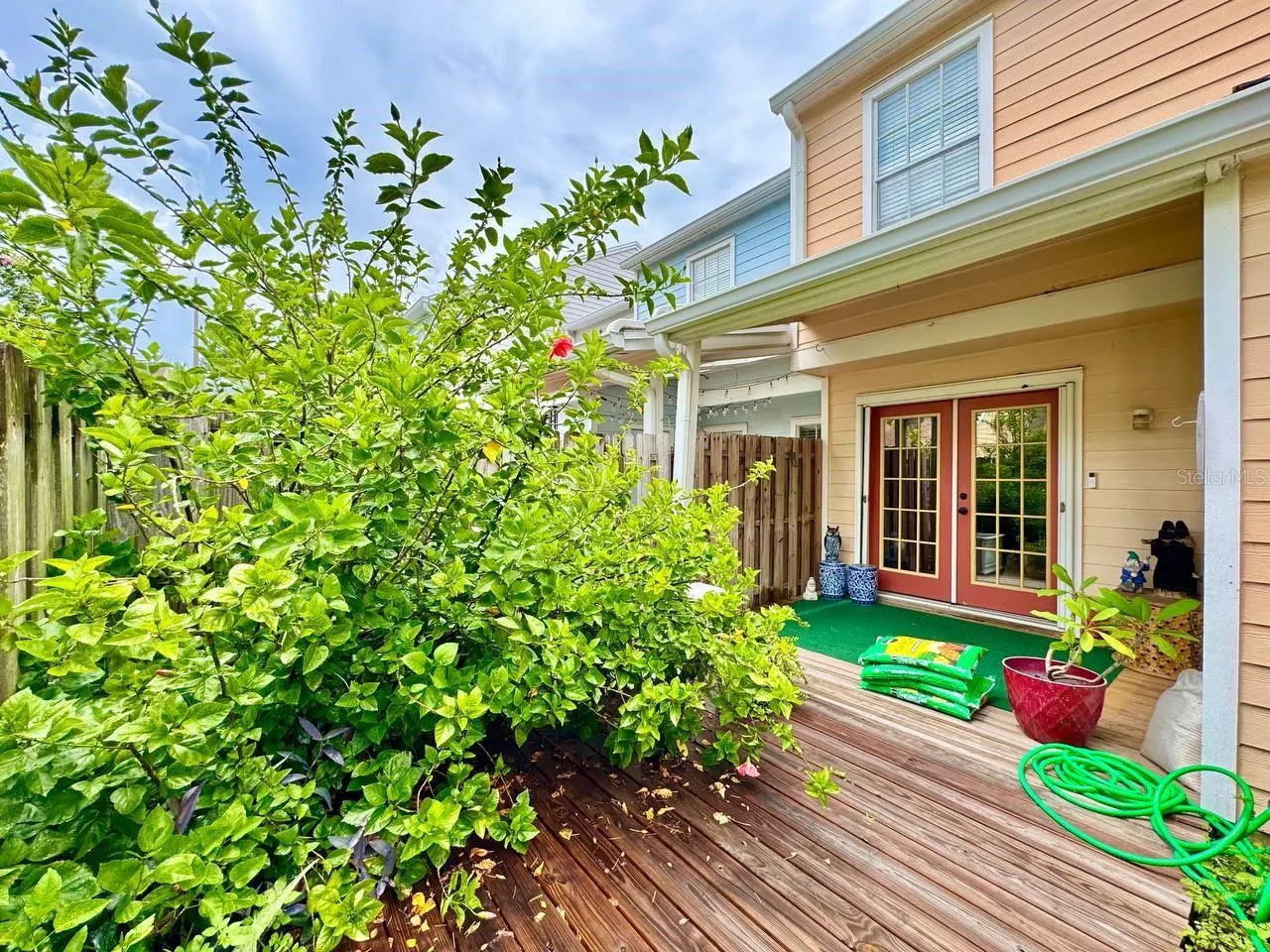 3358 W WYOMING CIR