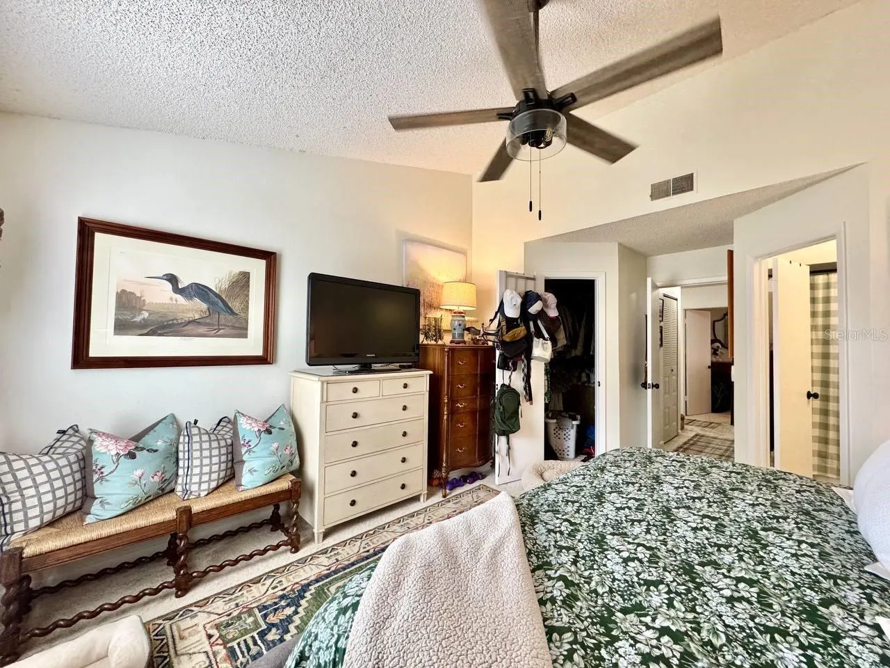 3358 W WYOMING CIR