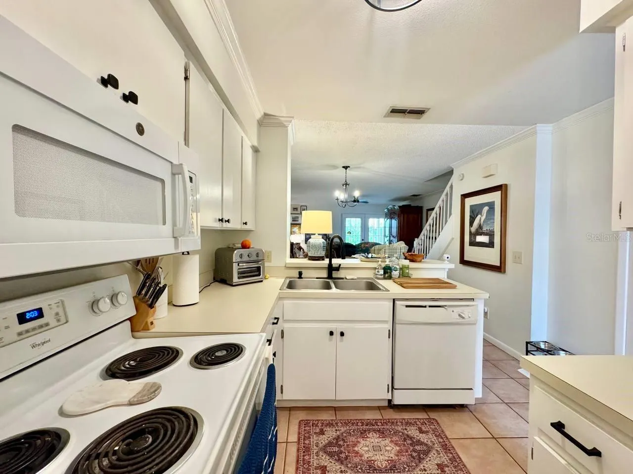 3358 W WYOMING CIR