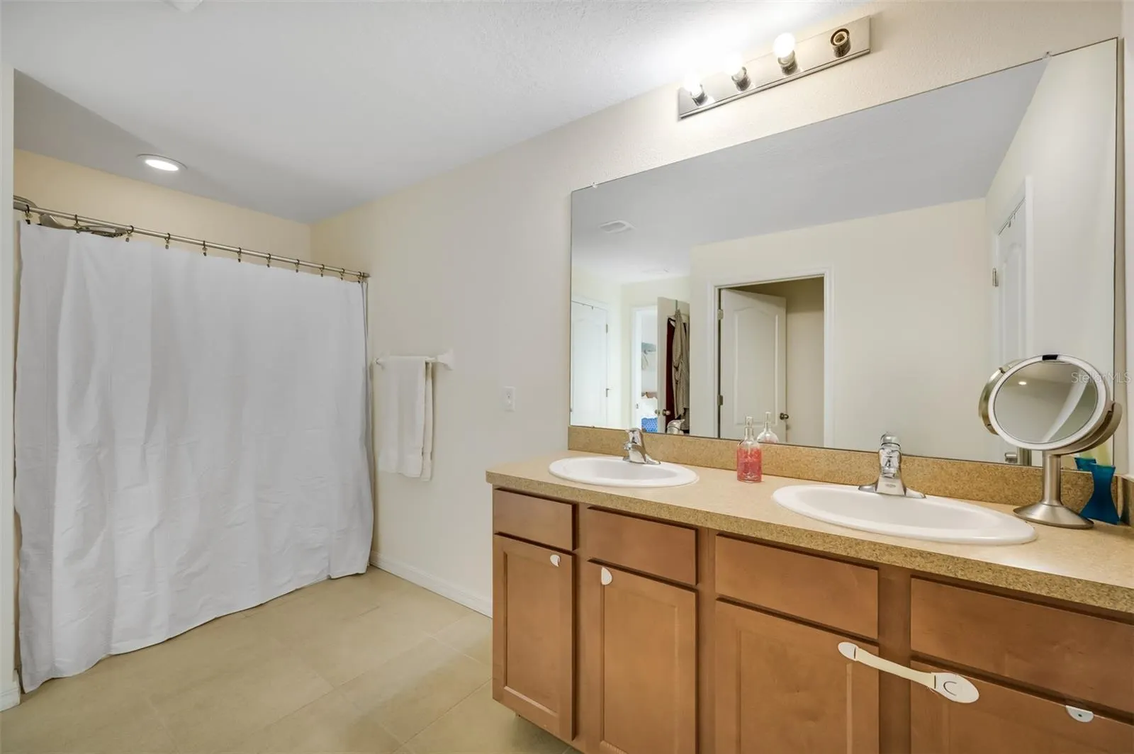 10530 WHISPERING HAMMOCK DR