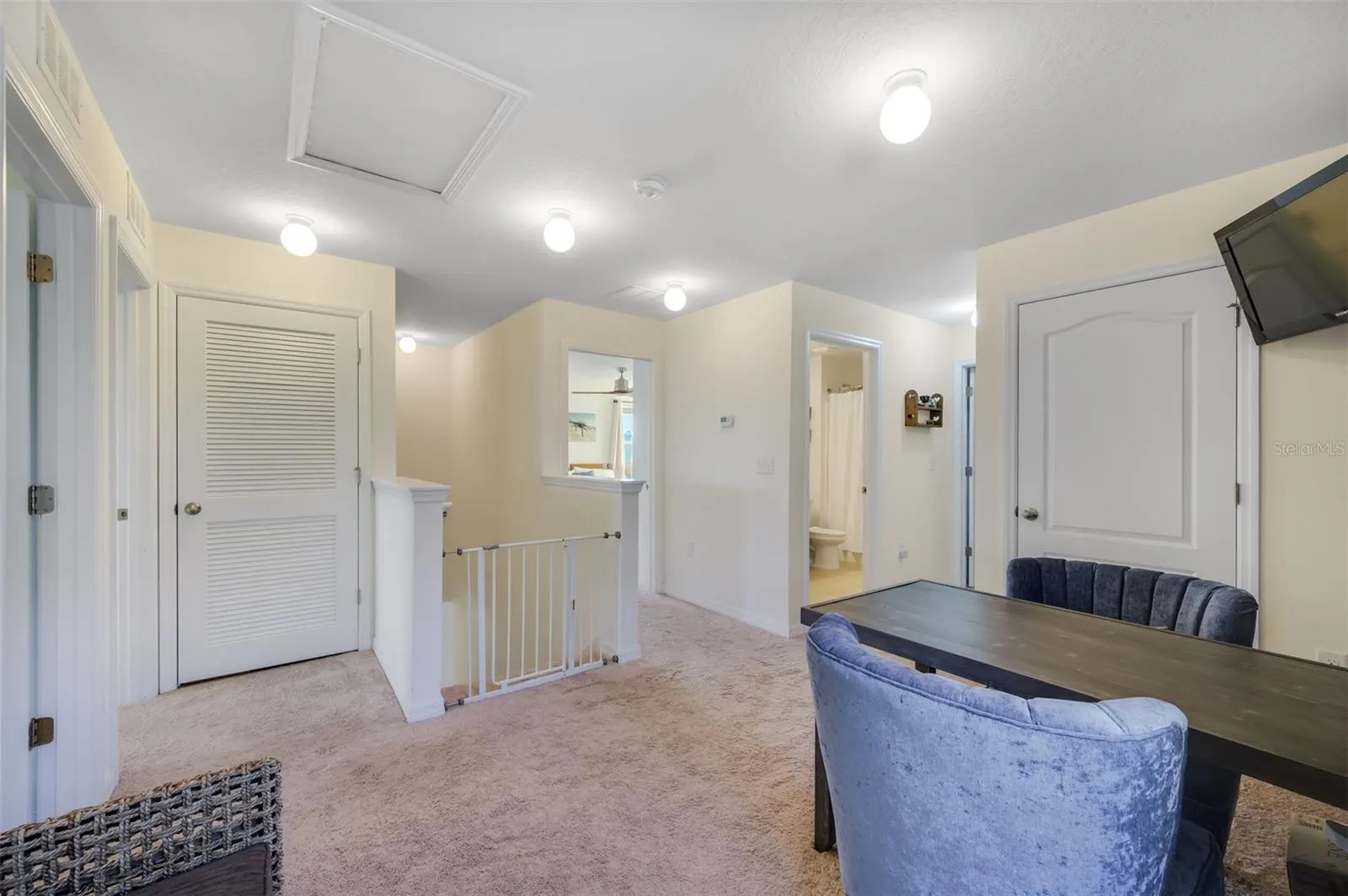 10530 WHISPERING HAMMOCK DR