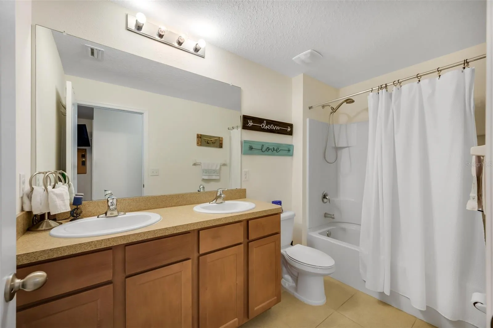 10530 WHISPERING HAMMOCK DR