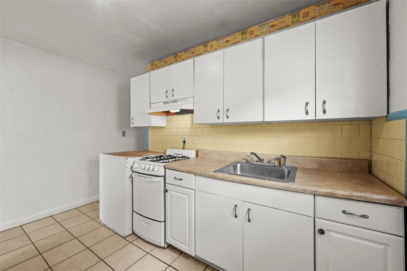 1407 TAFT AVE