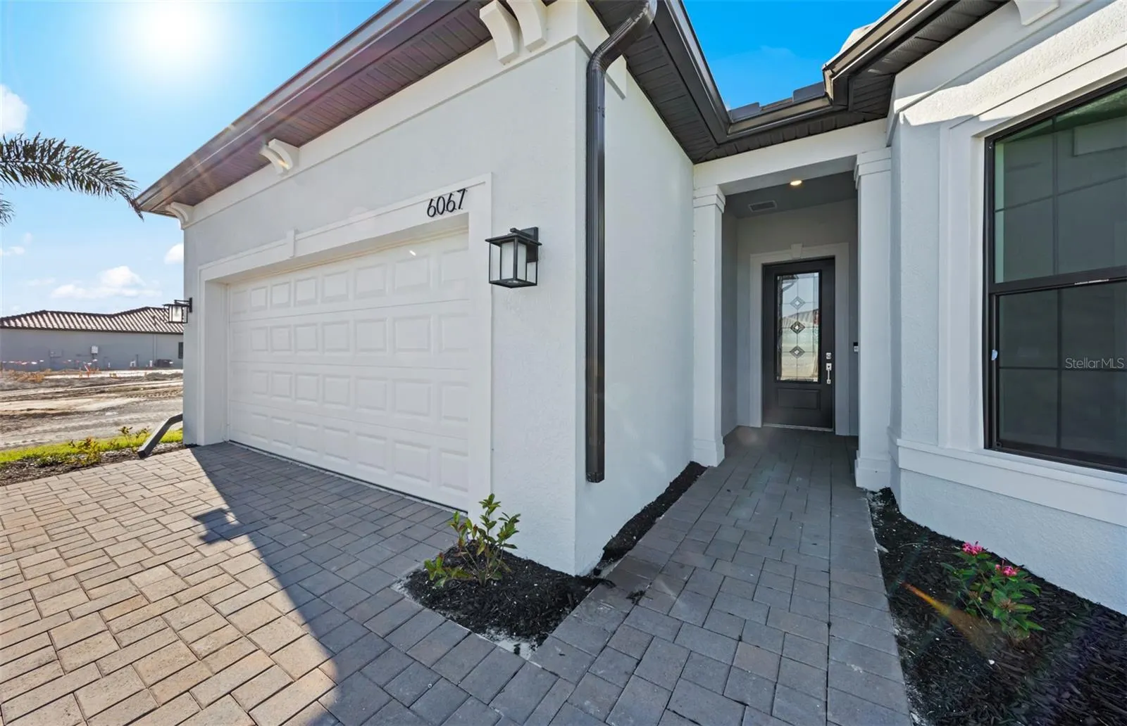 6090 SAWGRASS LAKE CT