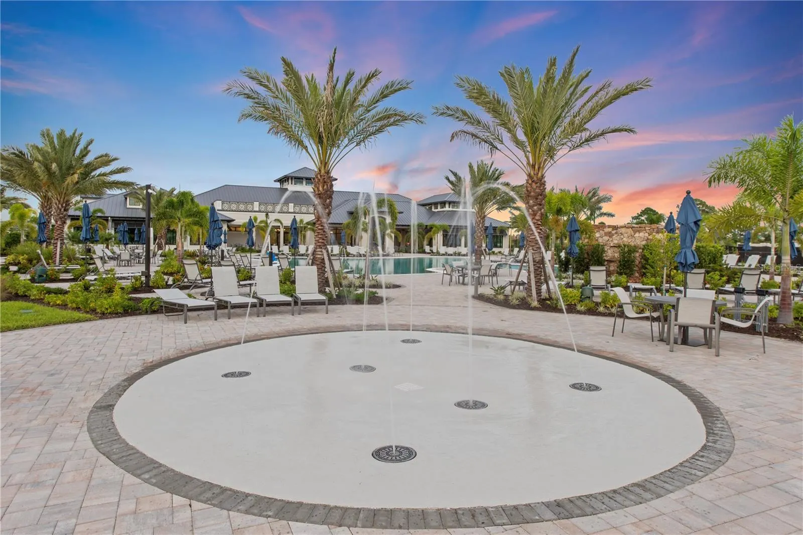 6090 SAWGRASS LAKE CT