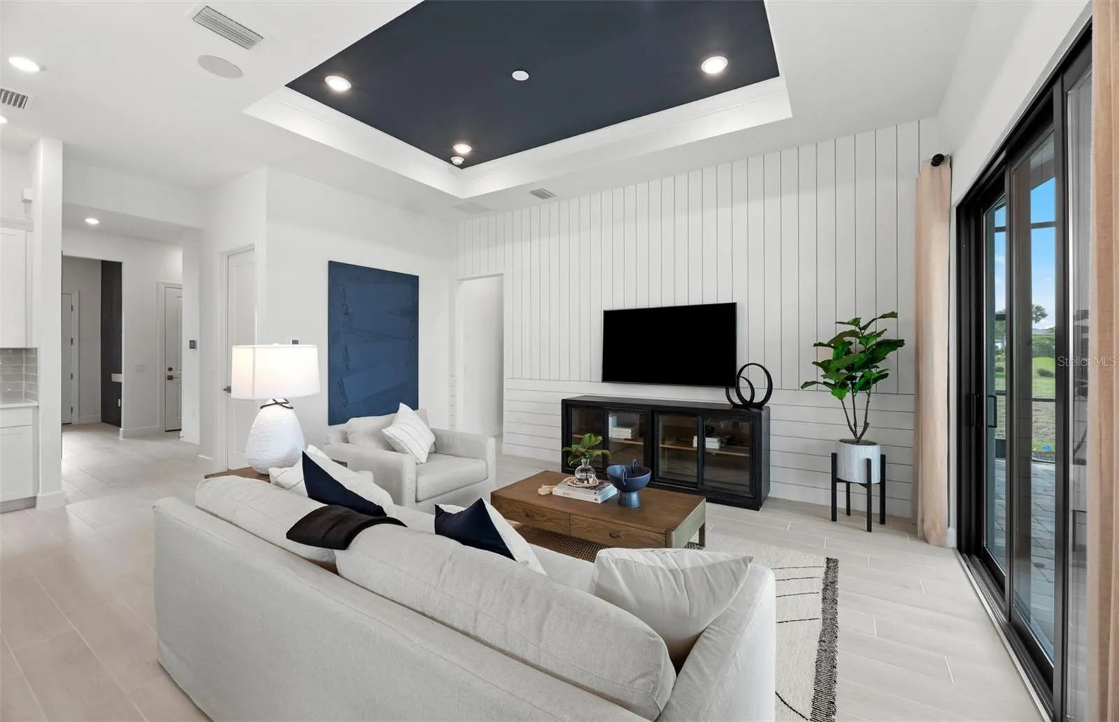 6090 SAWGRASS LAKE CT
