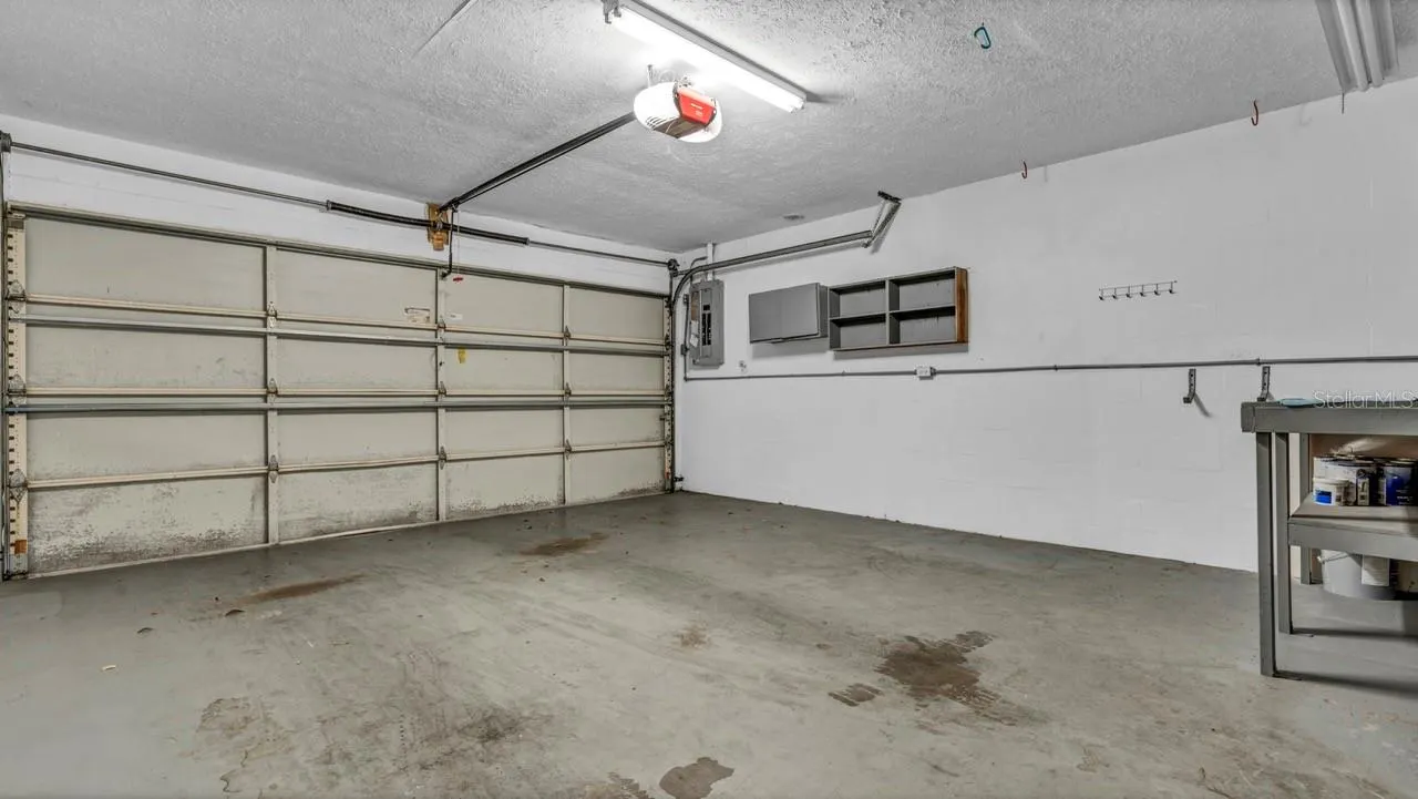 1746 CASTLE ROCK RD