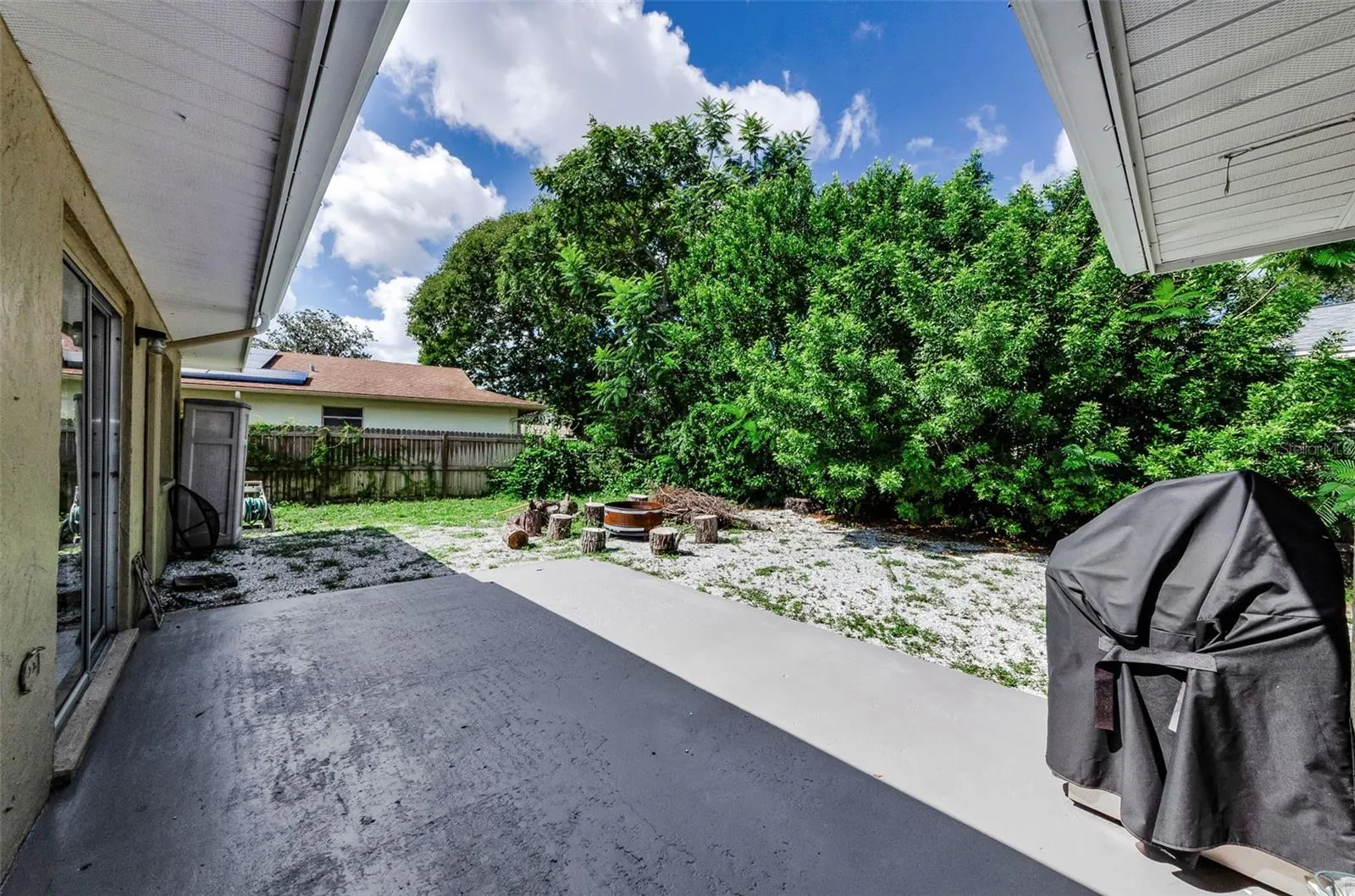 2274 MARSHA DR