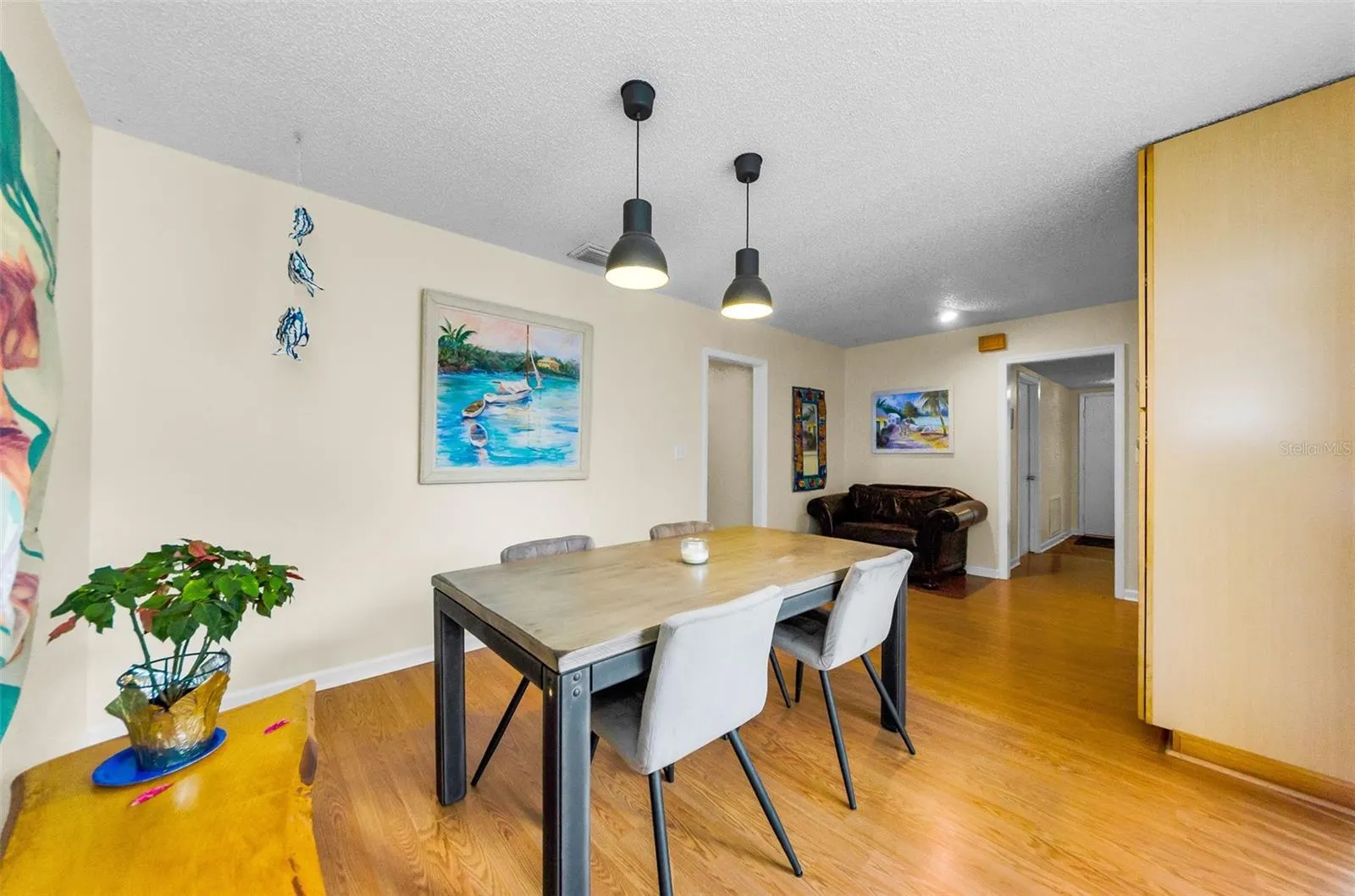 2274 MARSHA DR