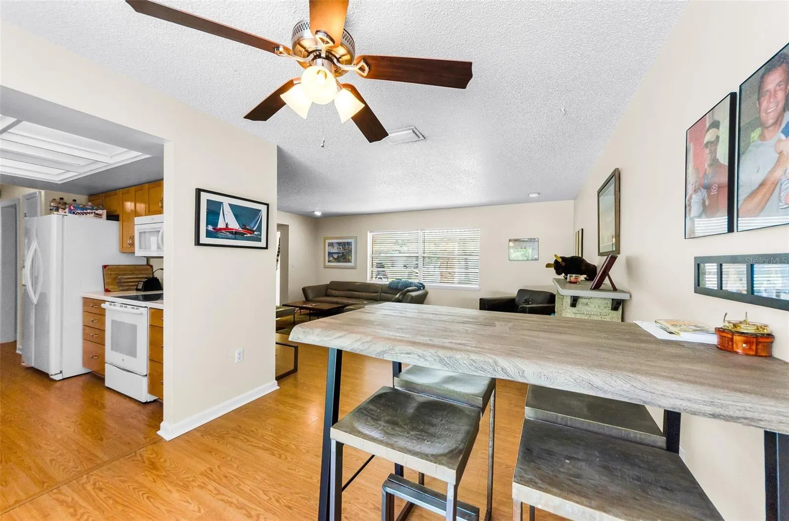 2274 MARSHA DR