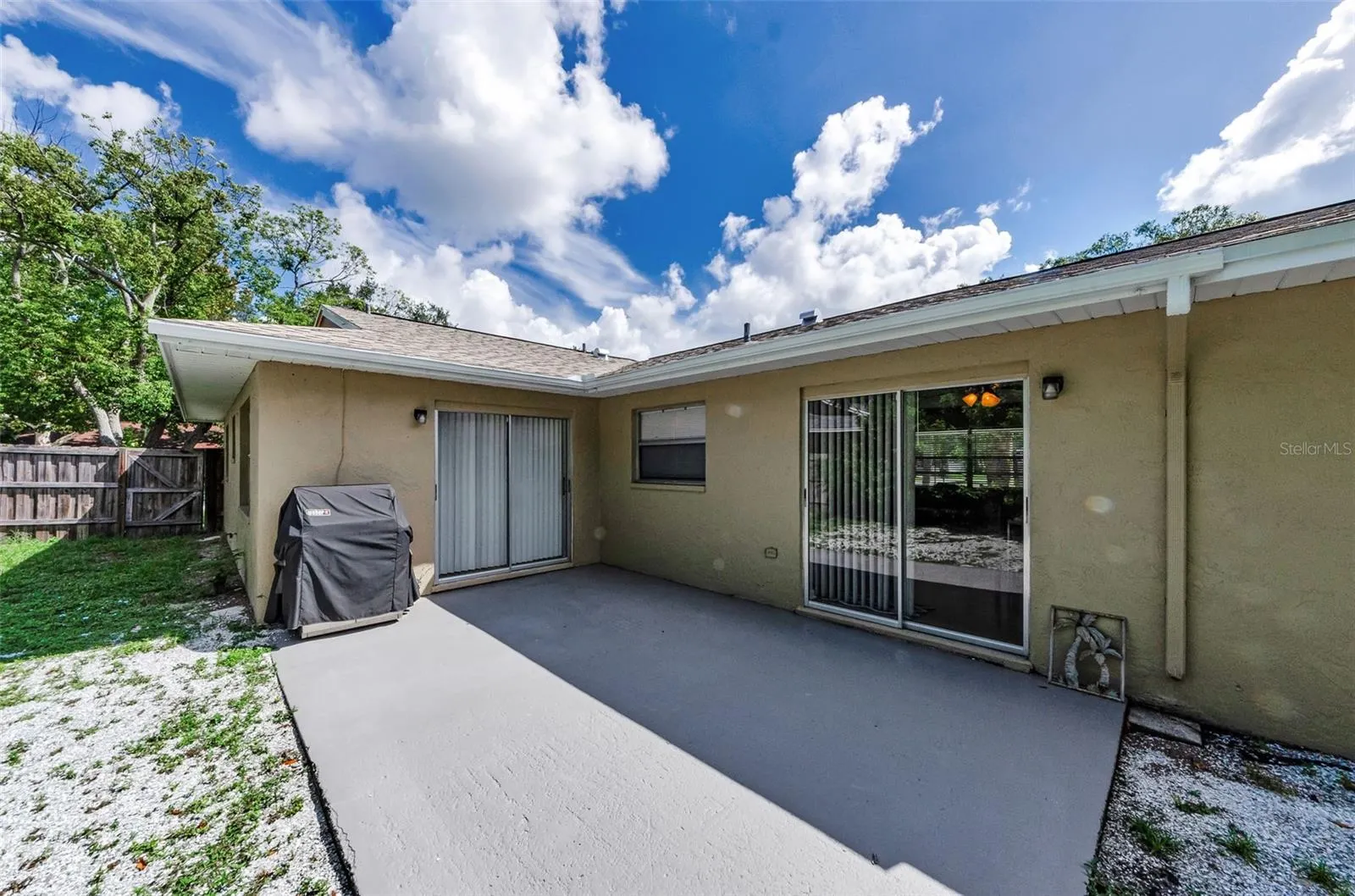 2274 MARSHA DR