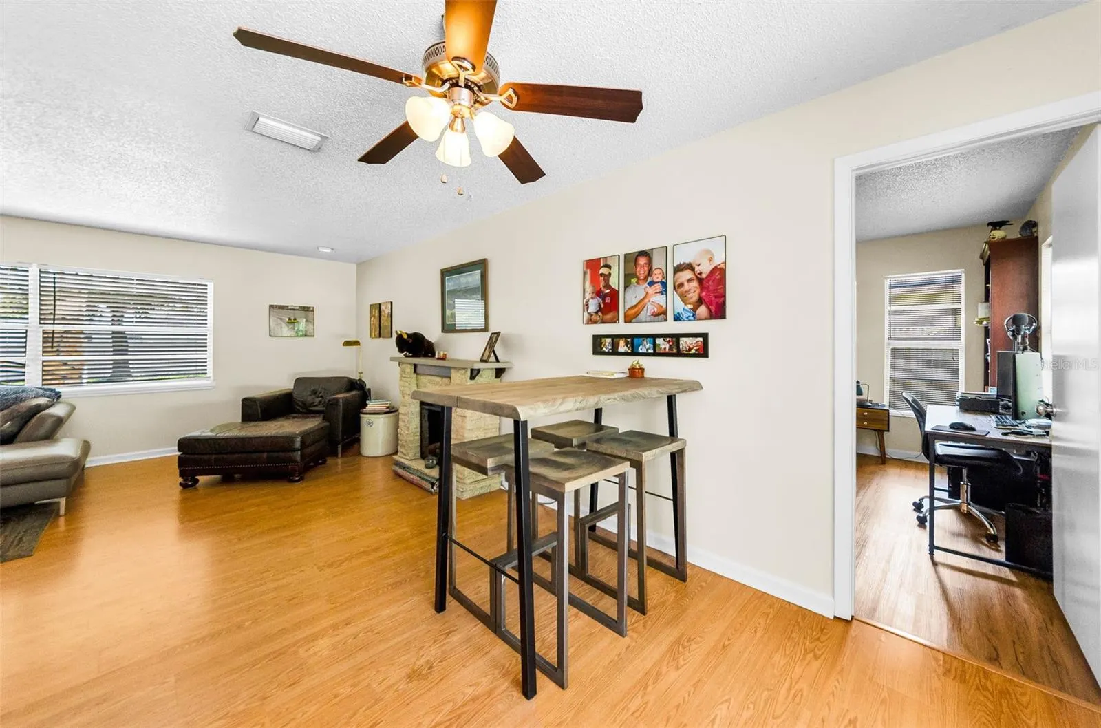 2274 MARSHA DR