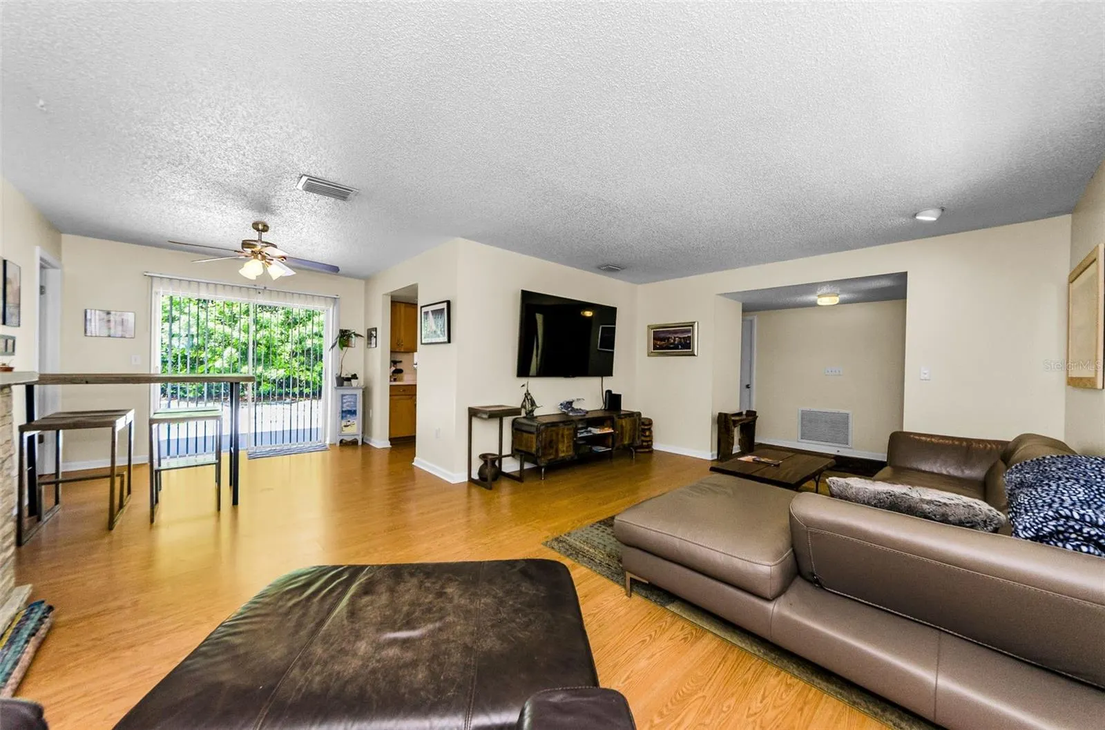 2274 MARSHA DR