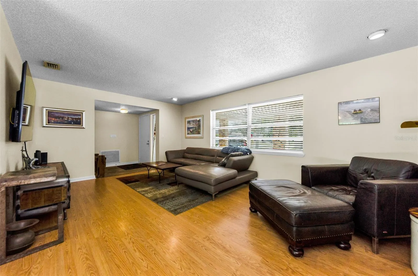 2274 MARSHA DR