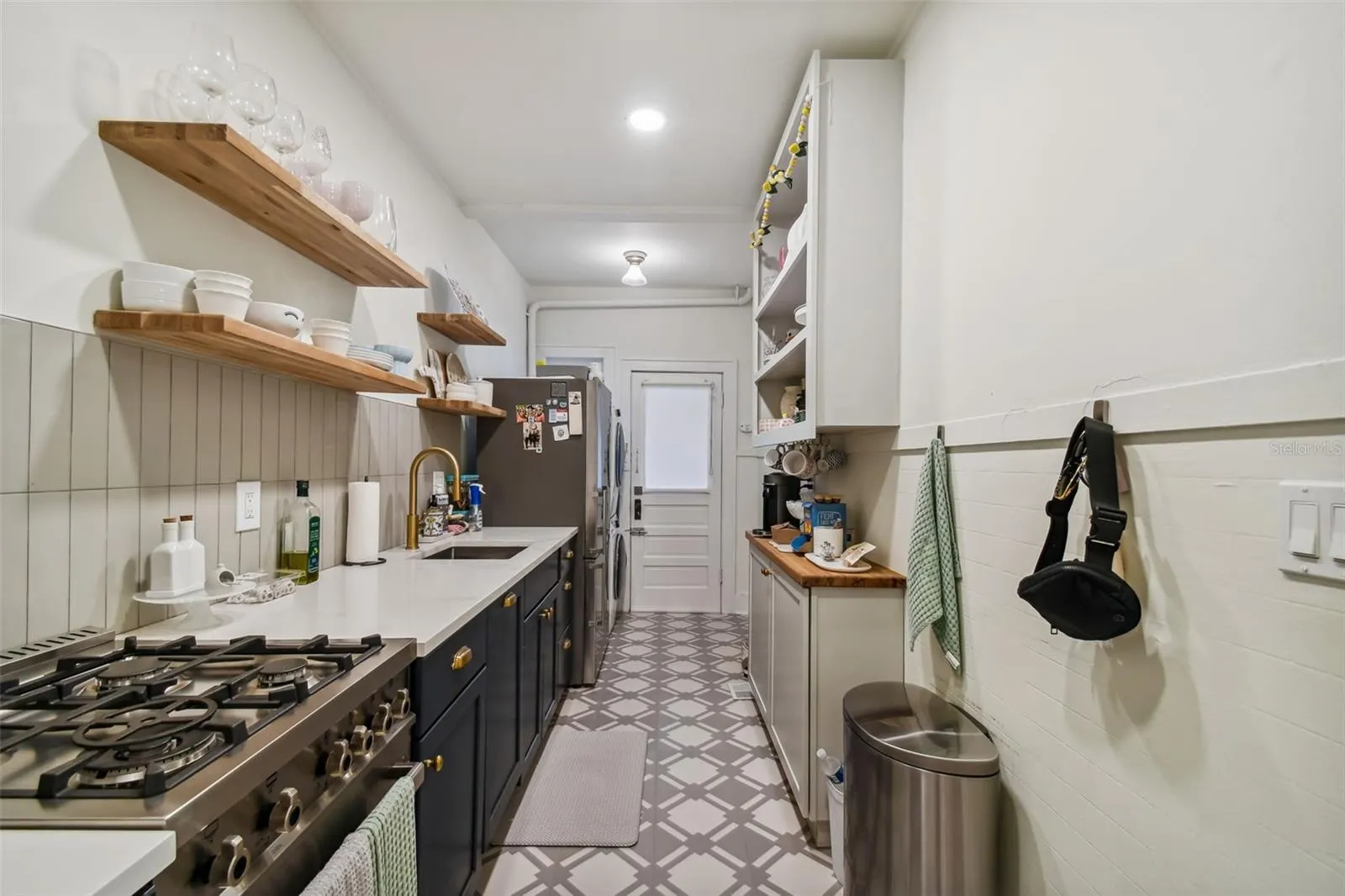 2113 W SOUTHVIEW AVE #A, #A