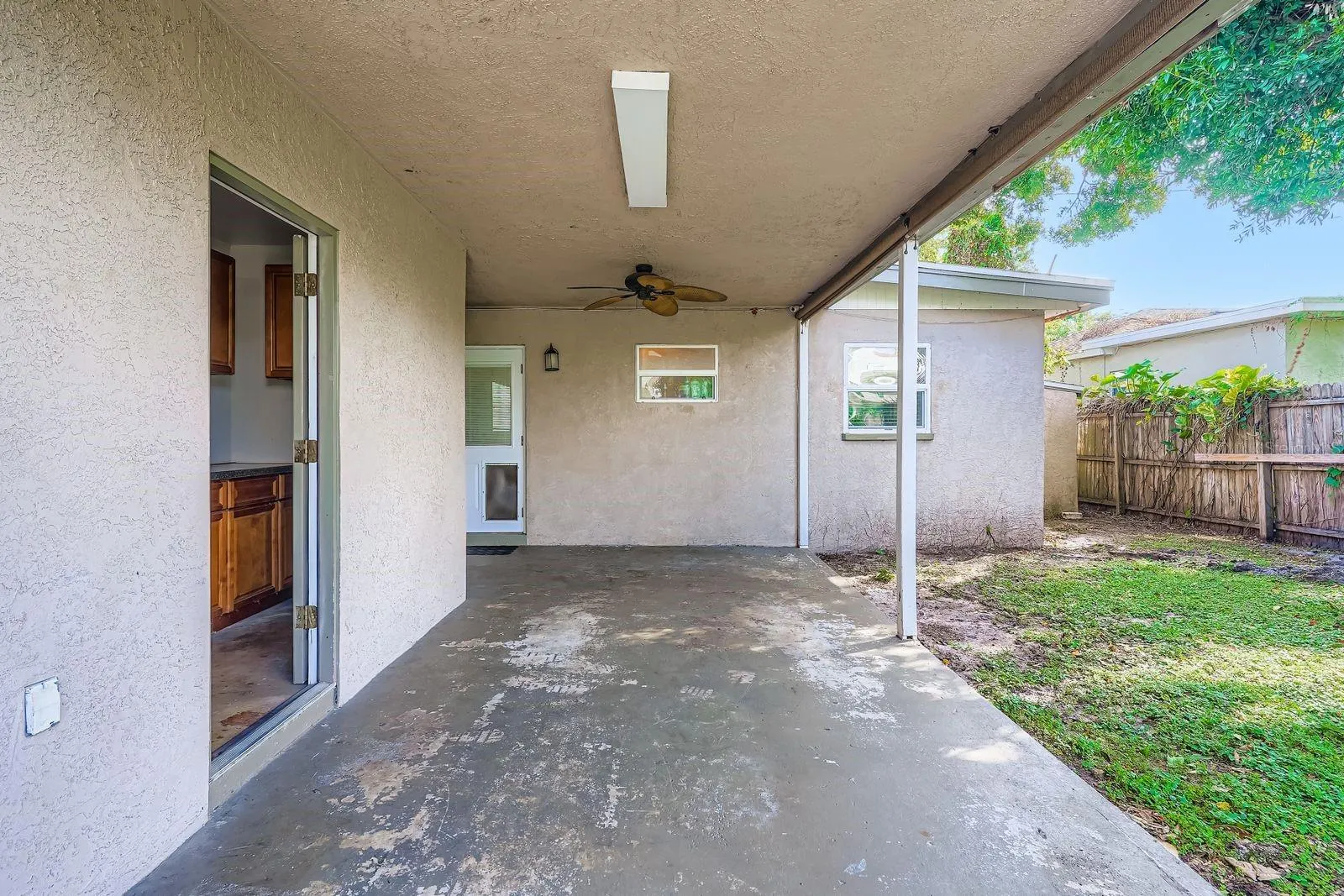 2819 15TH AVE N