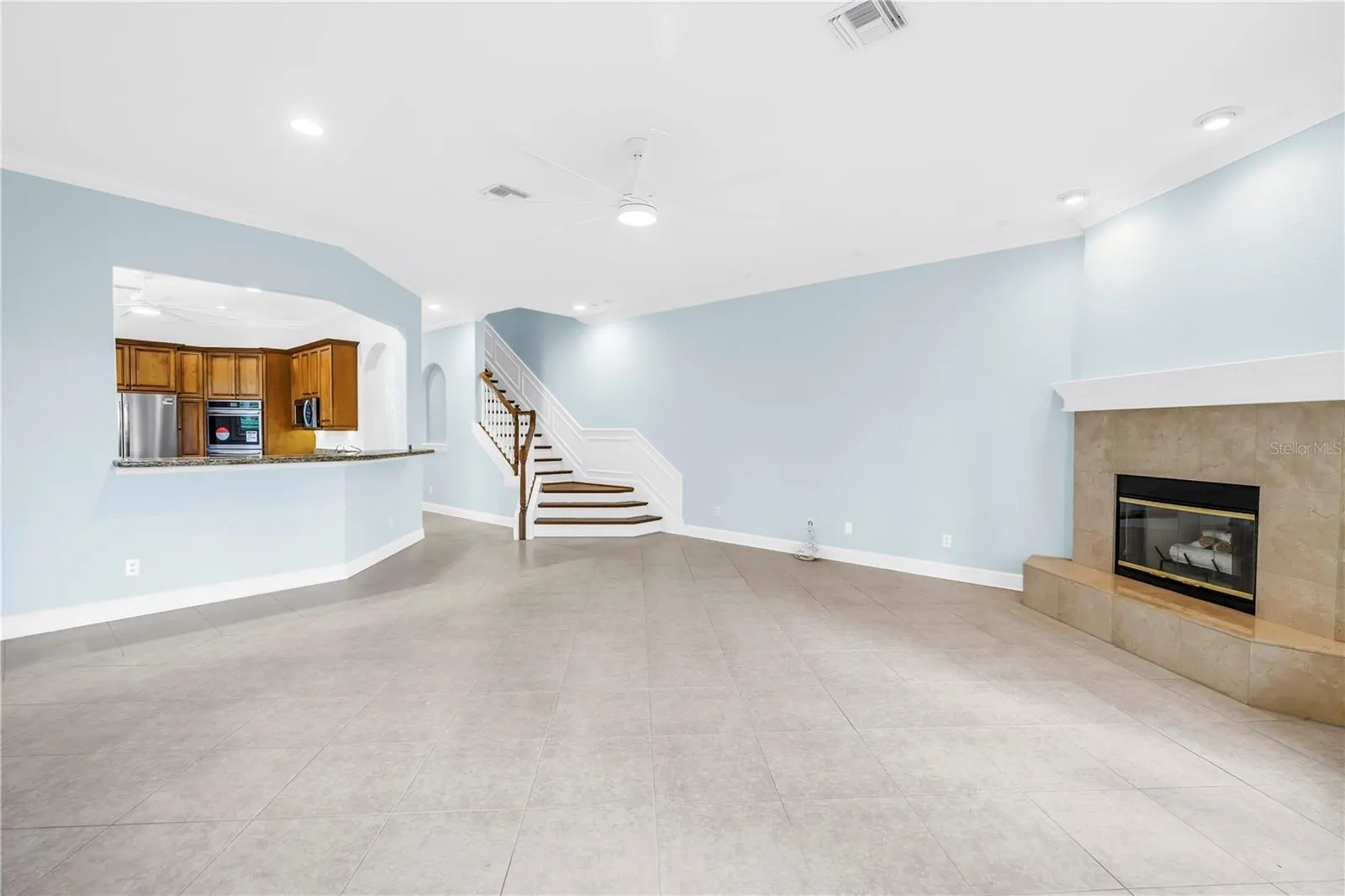 648 SAXONY BLVD