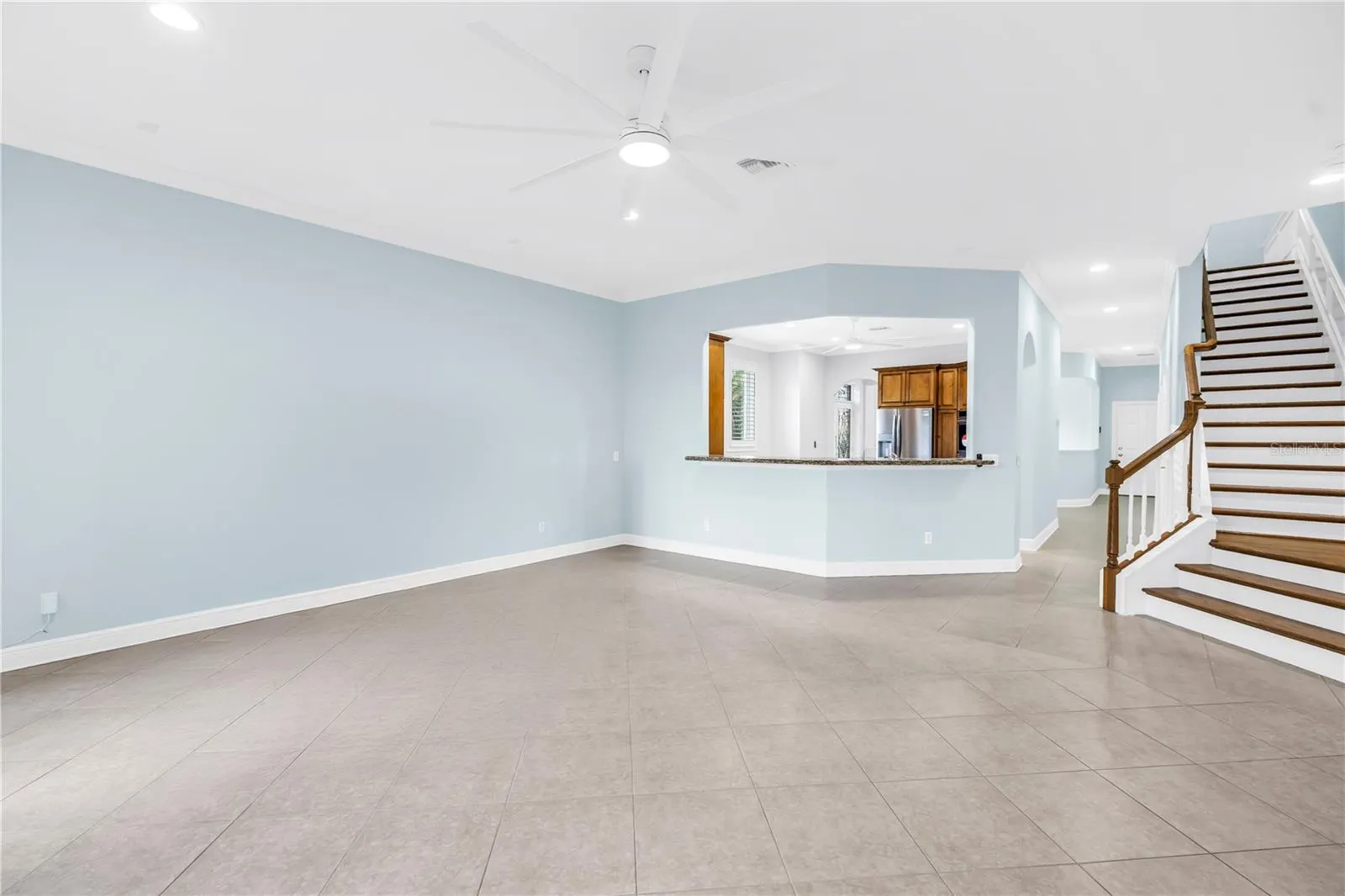 648 SAXONY BLVD