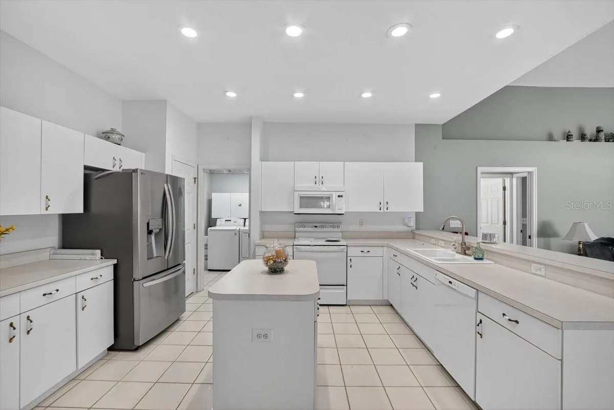 3309 NOHLCREST PL