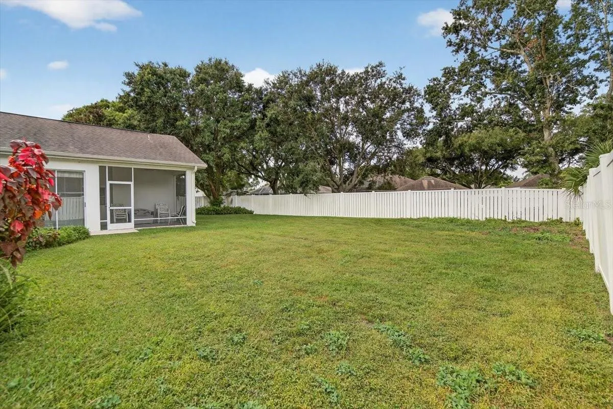 3309 NOHLCREST PL