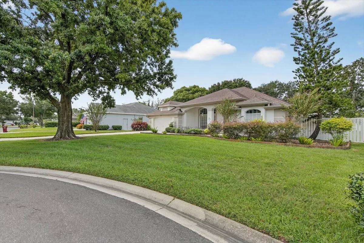 3309 NOHLCREST PL