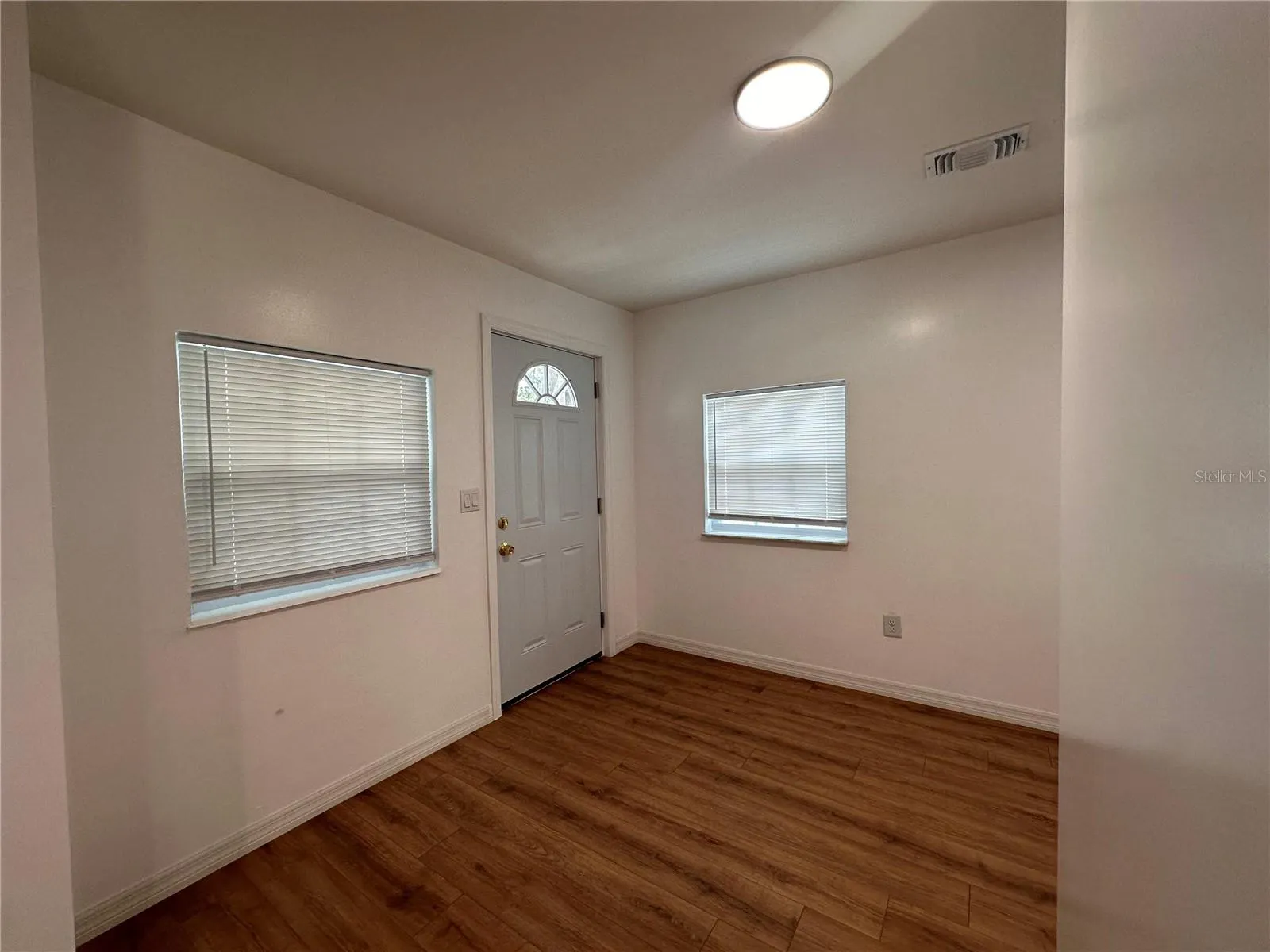 216 DAVID AVE