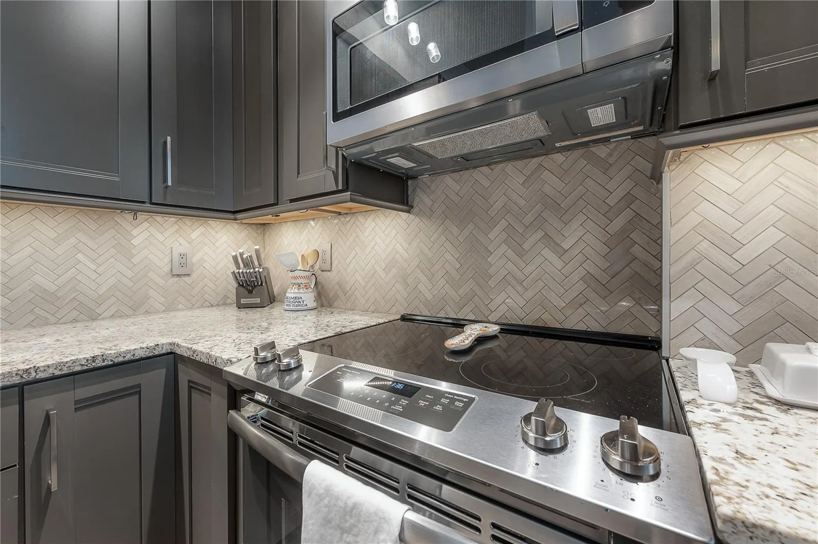 700 S HARBOUR ISLAND BLVD #104, #104
