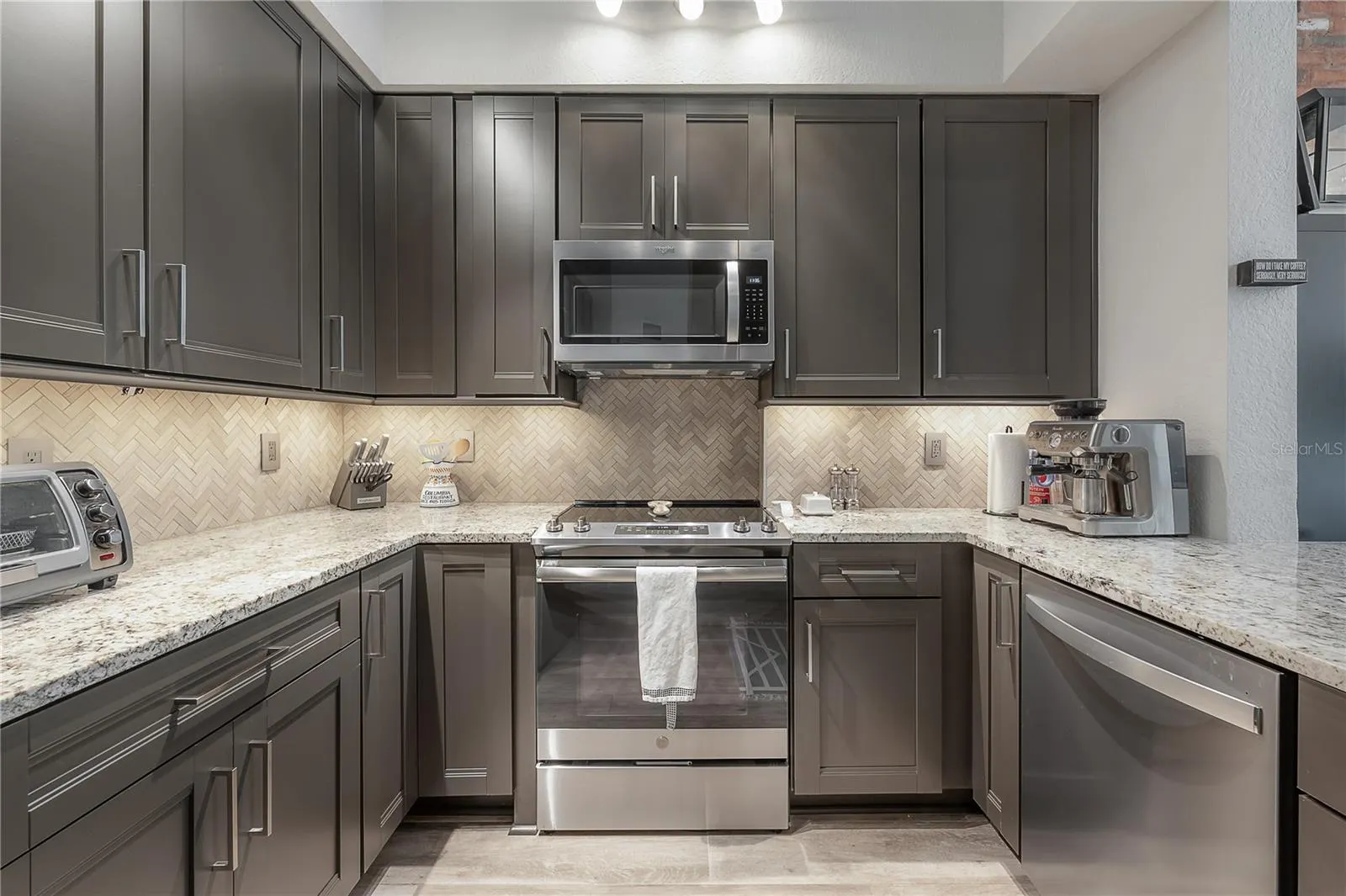 700 S HARBOUR ISLAND BLVD #104, #104