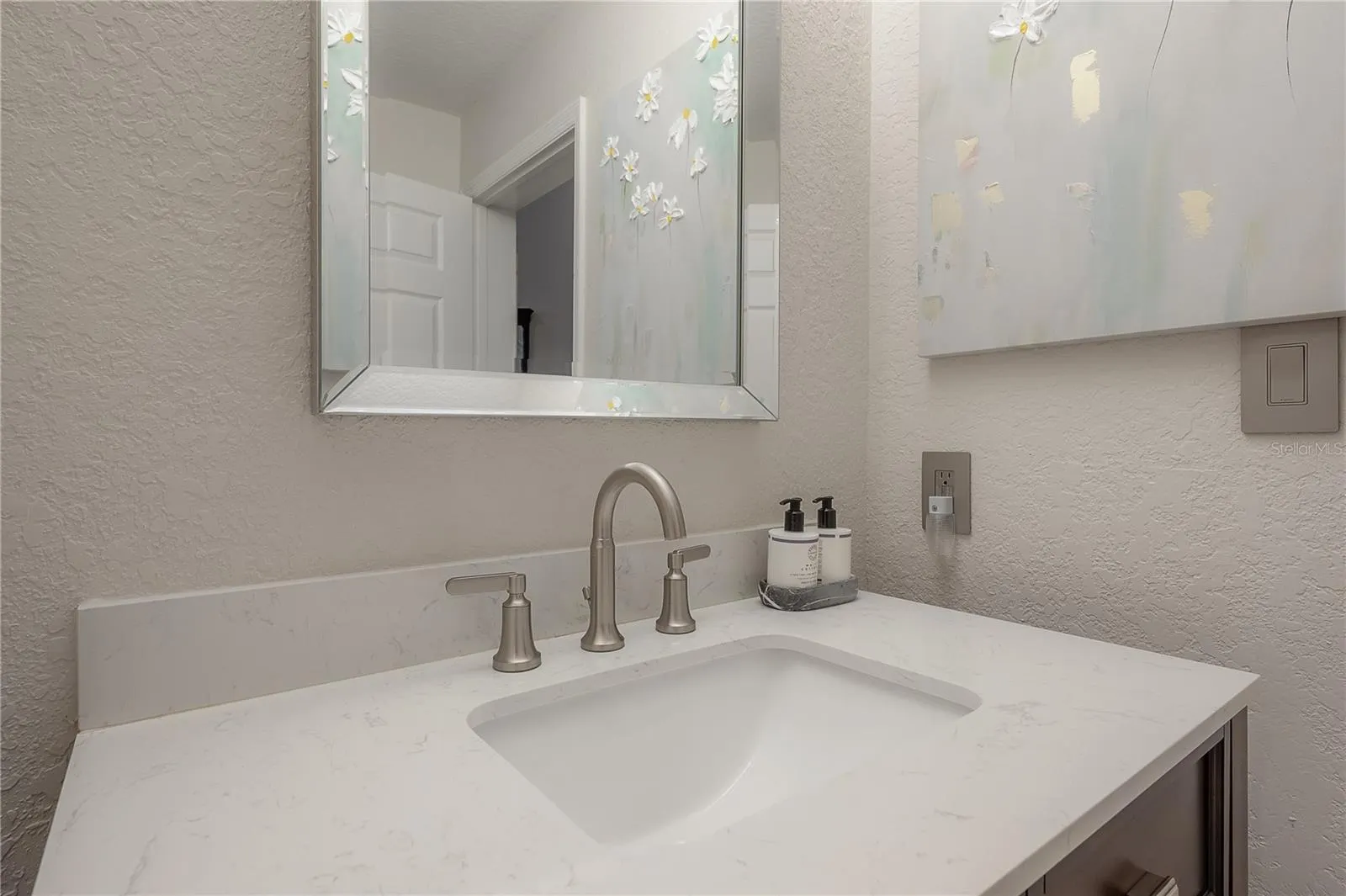 700 S HARBOUR ISLAND BLVD #104, #104