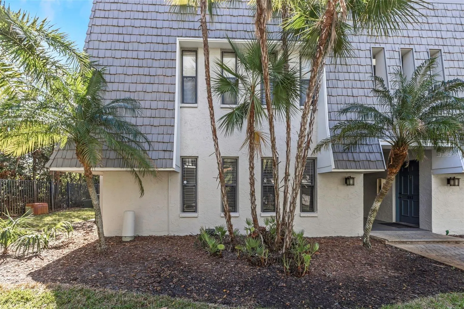 712 LYNDHURST ST #301, #301