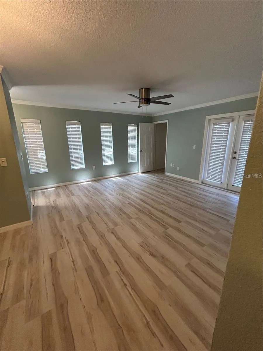 712 LYNDHURST ST #301, #301