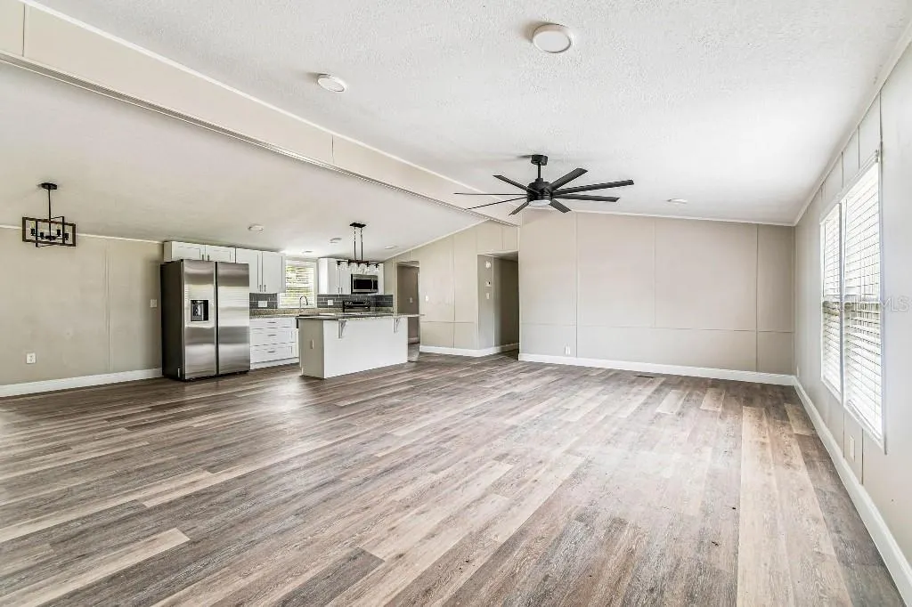 10003 BENJAMIN SMITH DR
