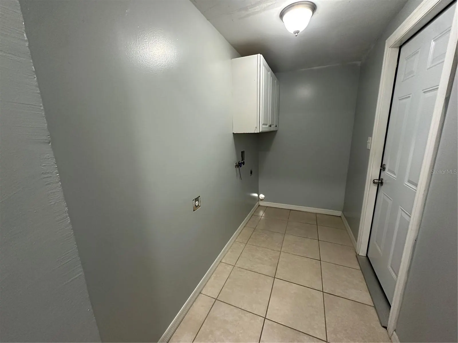 2121 W POWHATAN AVE