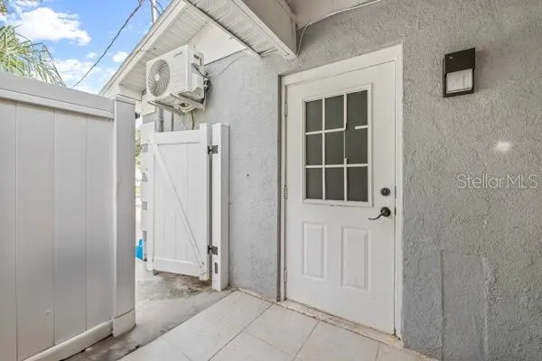 2536 LAKE ELLEN CIR