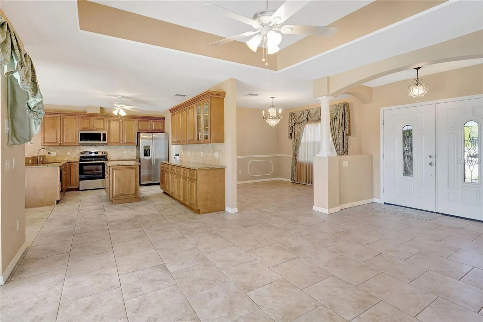 2450 RIO DE JANEIRO AVE