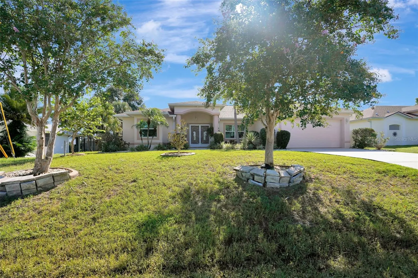 2450 RIO DE JANEIRO AVE