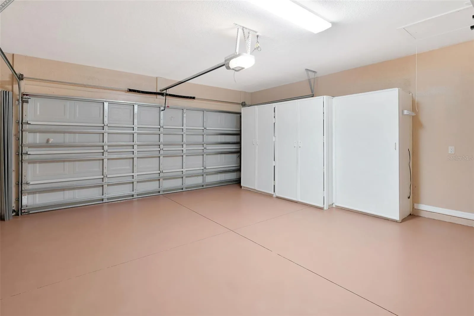 2450 RIO DE JANEIRO AVE