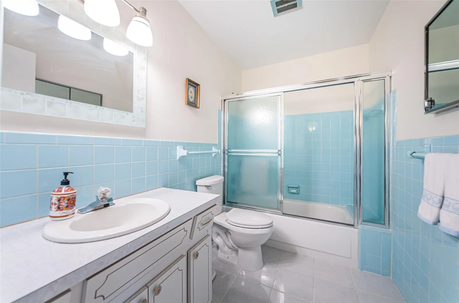 2071 AUSTRALIA WAY W #17, #17