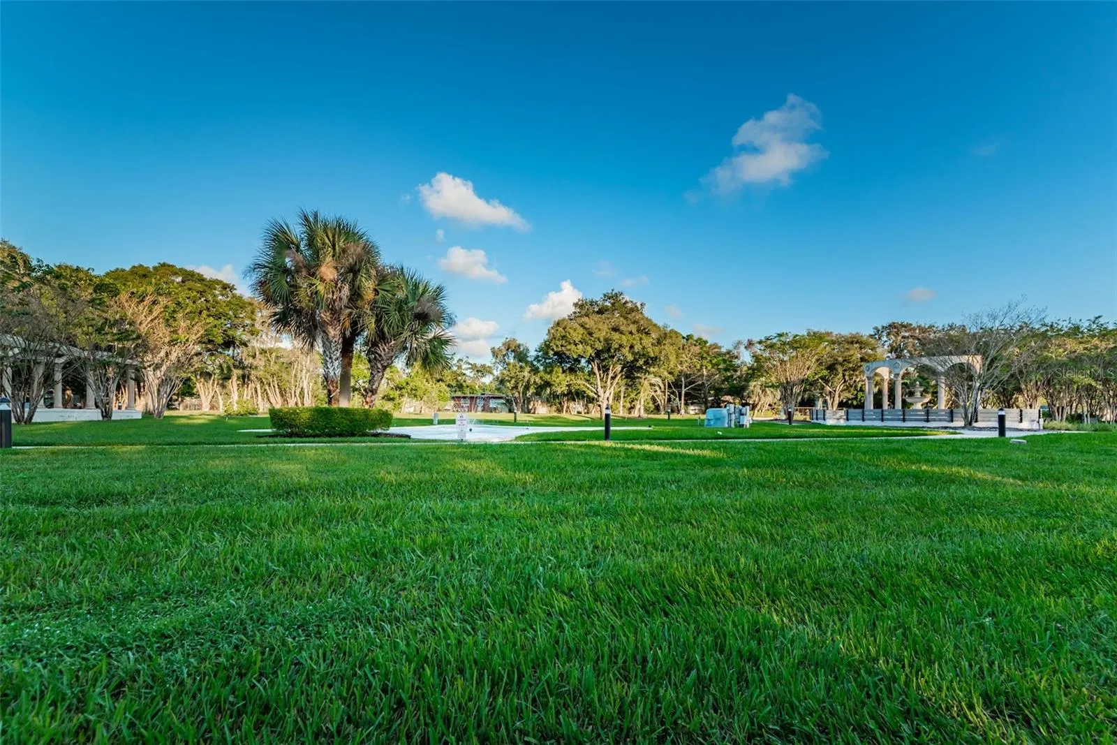 2071 AUSTRALIA WAY W #17, #17