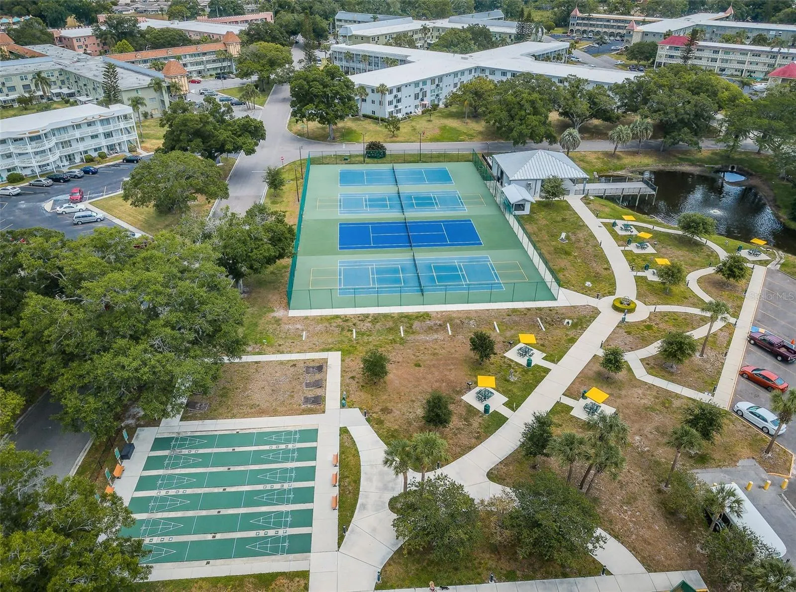 2071 AUSTRALIA WAY W #17, #17
