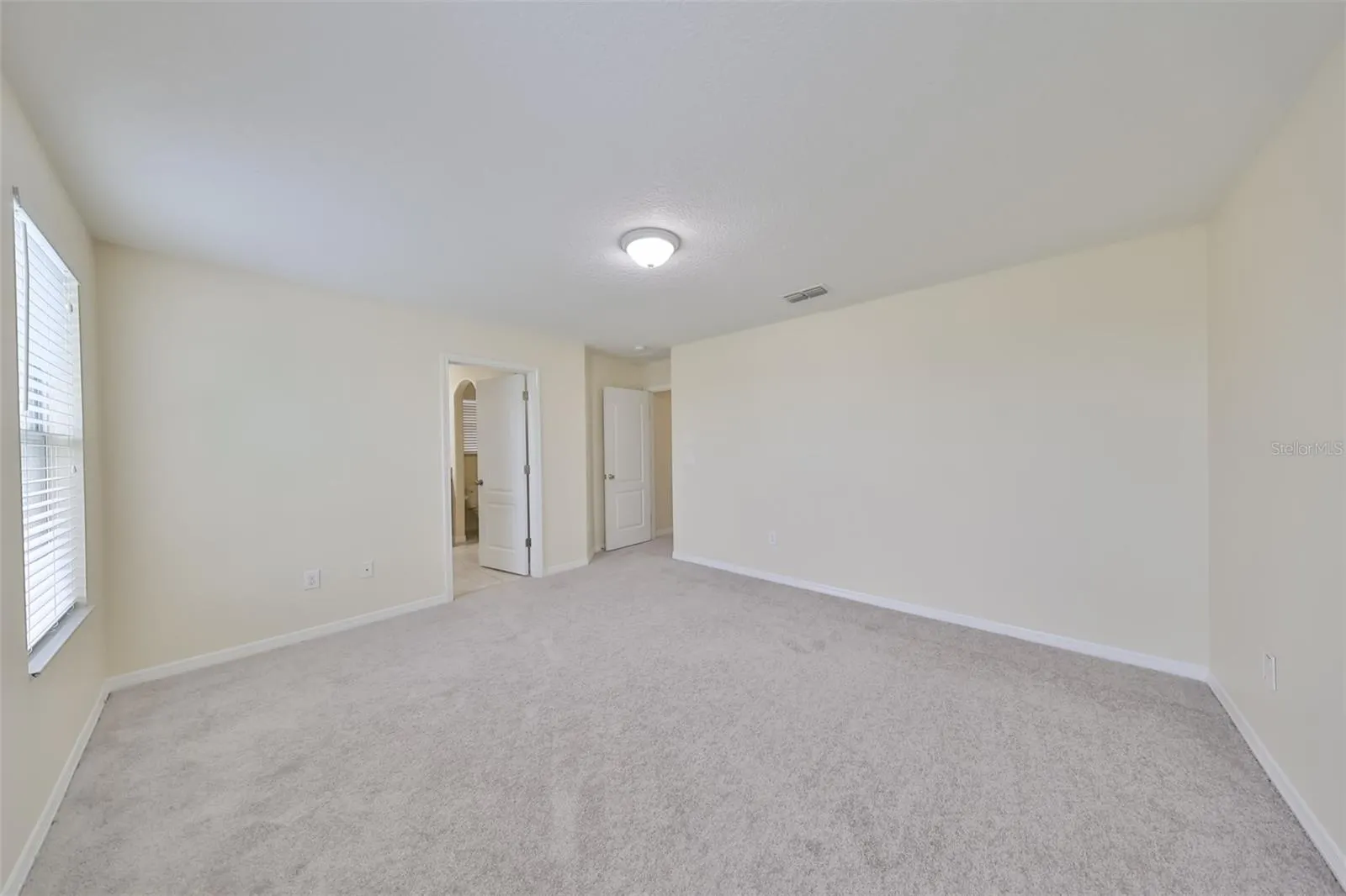 510 LAGUNA MILL DR