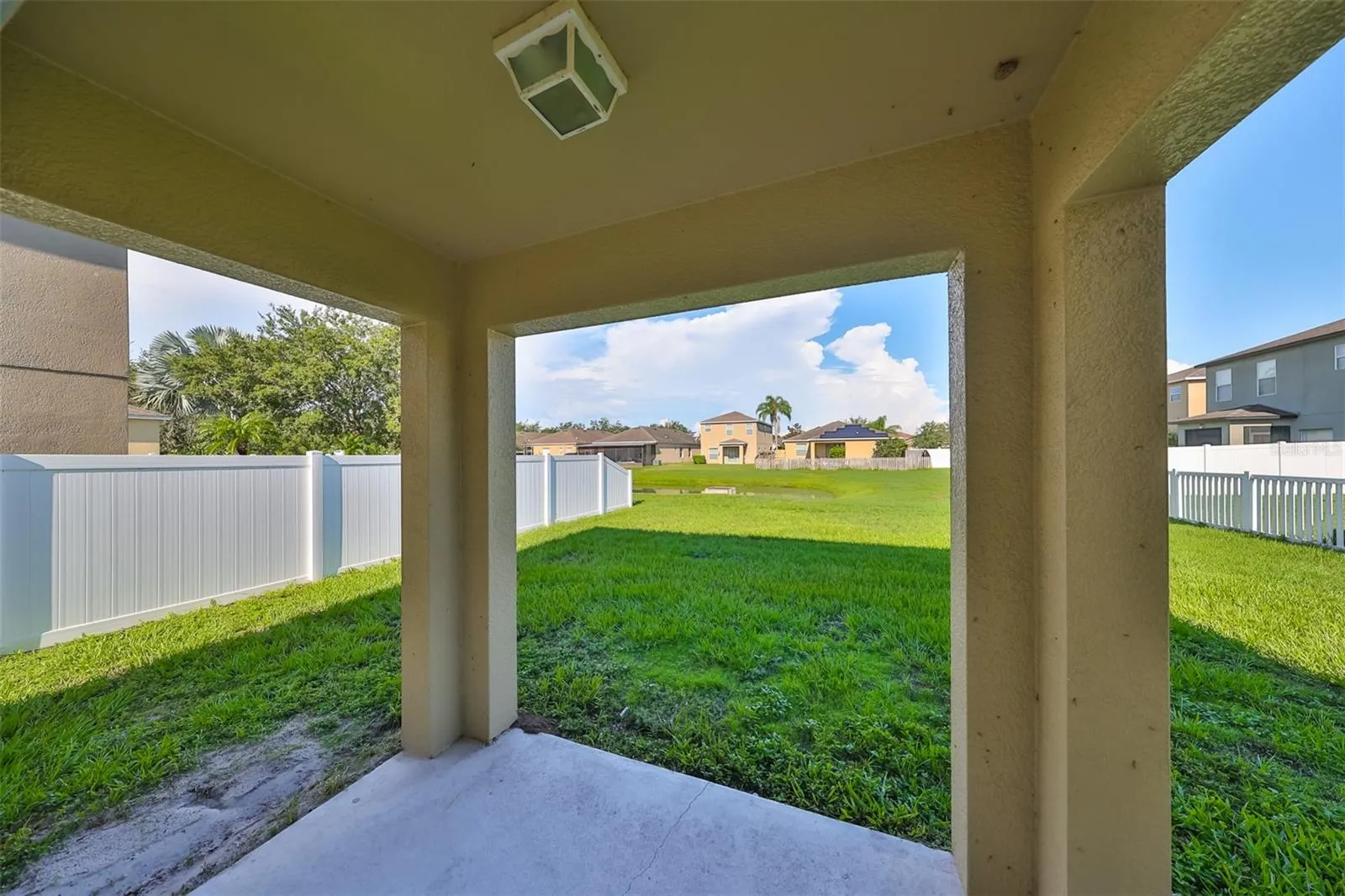 510 LAGUNA MILL DR