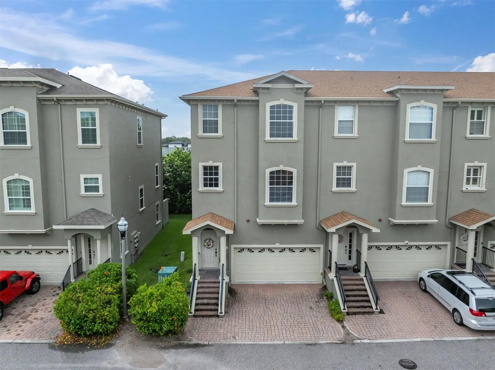 10110 BAYOU GRANDE AVE
