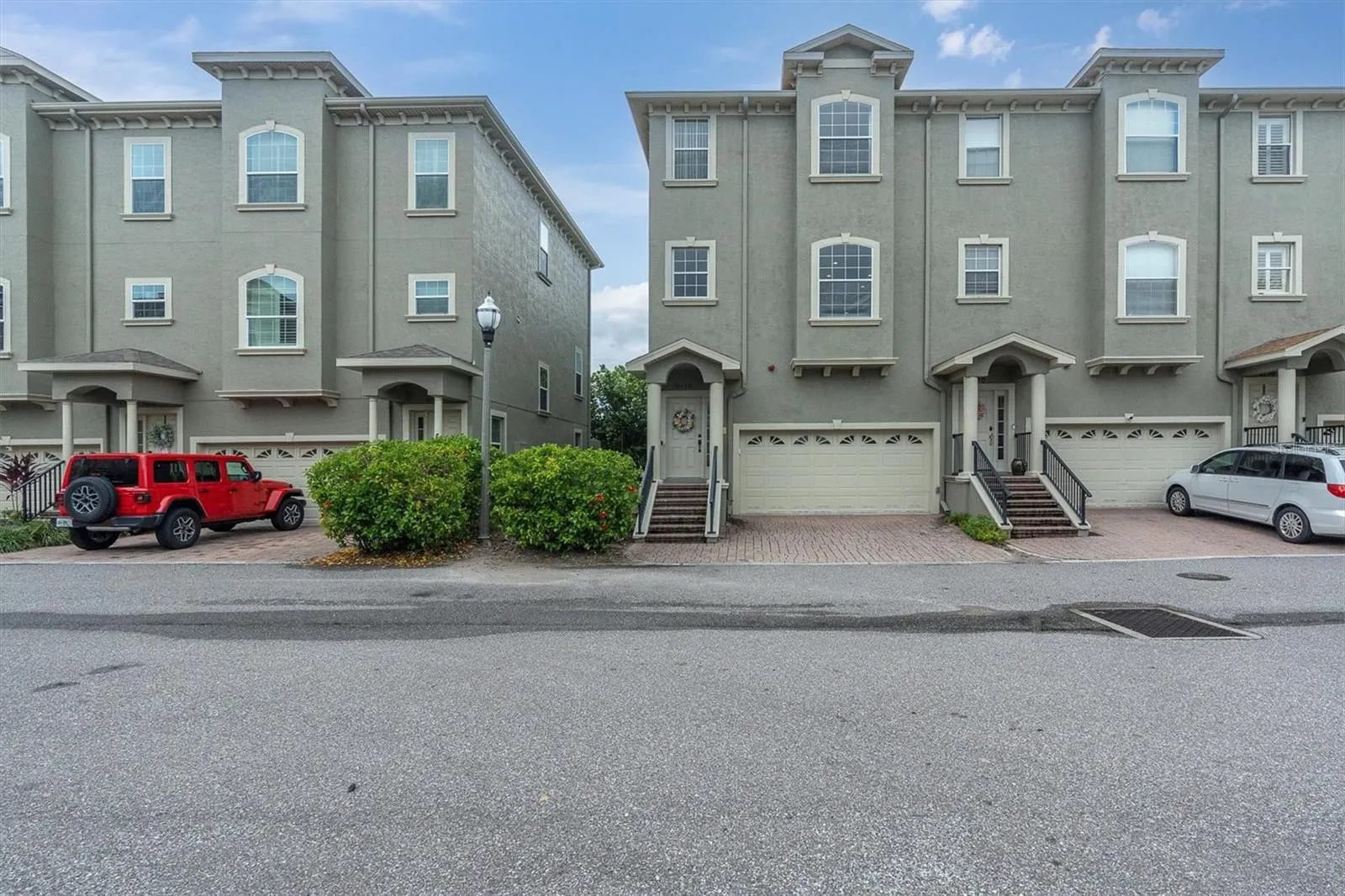 10110 BAYOU GRANDE AVE