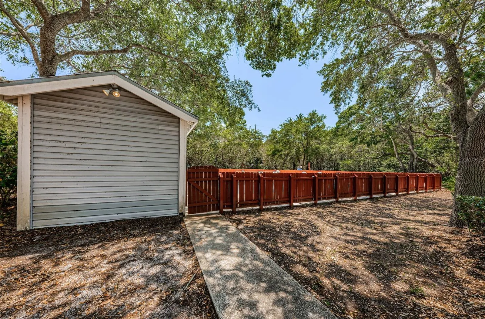 514 RYANS WOODS LN