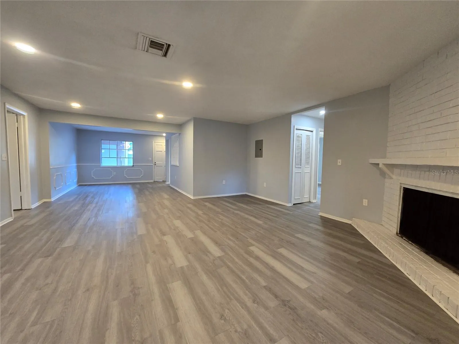 4039 AUDUBON DR